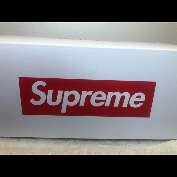 ⚠️SOLD⚠️ Supreme/Vans Monogram S Logo Low “Black” Size 11 - Picture 10 of 10